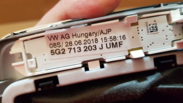 Nuca schimbator automat DSG VW Golf 7 volan dreapta 5G2713203J 5G2 713 203 J - Dezmembrari Auto - imagine 2