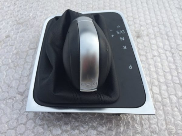 Nuca schimbator cu manson DSG VW Golf 7 1.5 DAC 5G1713203J 5G1 713 203 J - Dezmembrari Auto