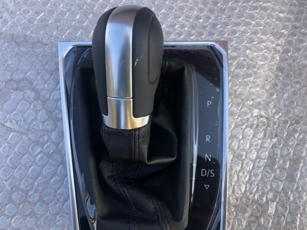 Nuca schimbator VW Passat B8 2015 variant 1.4 tsi CZEA - Dezmembrari Auto