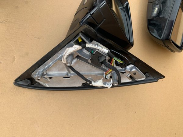 Oglinda stanga completa cu side assist Mercedes R400 W251 facelift - Dezmembrari Auto - imagine 6