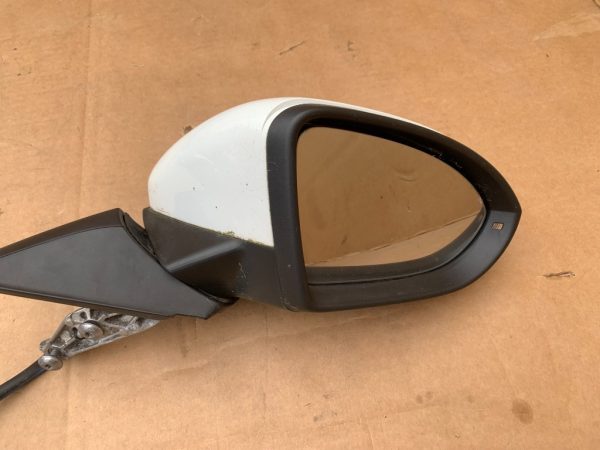 Oglinda dreapta cu rabatare electrica VW Golf 7 2016 alb LC9A - Dezmembrari Auto - imagine 3