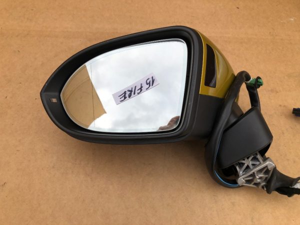 Oglinda stanga completa VW Arteon 2017 - Dezmembrari Auto