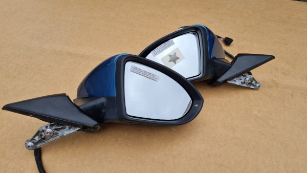 Oglinda dreapta rabatabila electrica VW Golf 7 - Dezmembrari Auto