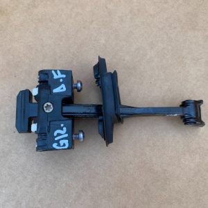 Opritor usa dreapta fata BMW G11 G12 M 760 LXiA seria 7 din 2017 7335907 - Dezmembrari Auto