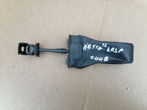 Opritor usa dreapta spate VW Jetta 2016 5C6839267 5C6 839 267 - Dezmembrari Auto