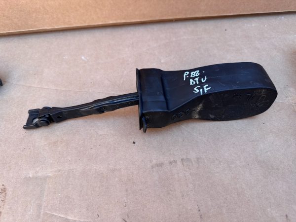 Opritor usa stanga fata VW Passat B8 2023 3G0837267 3G0 837 267 la 0 km - Dezmembrari Auto