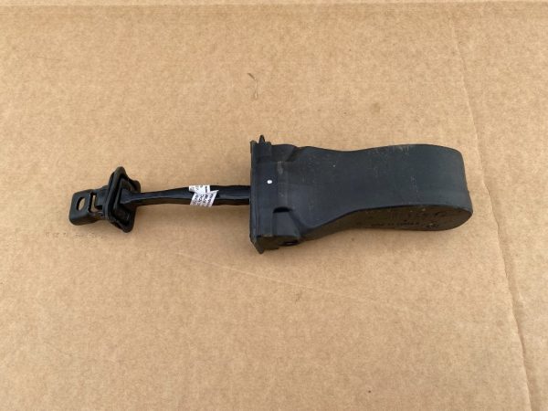 Opritor usa stanga spate VW Golf 7 2019 5G0839267A 5G0 839 267 A la 0 km - Dezmembrari Auto