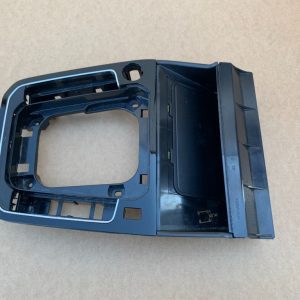 Ornament black piano consola centrala VW Passat B8 2020 facelift 3G1864263 3G1 864 263 - Dezmembrari Auto