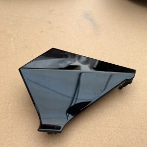 Ornament bord negru ultralucios 8Y1857185 8Y1 857 185 Audi A3 8Y limuzina din 2023 la 0 km - Dezmembrari Auto