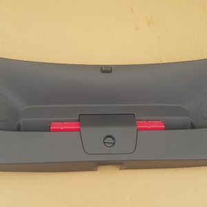 Ornament capac haion VW Golf 7 hatchback 2016 5G6867605E 5G6 867 605 E - Dezmembrari Auto