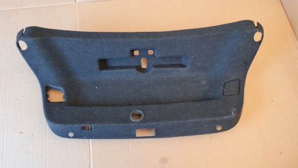 Ornament capac interior capota spate portbagaj VW Passat B8 limuzina 3G5867605 3G5 867 605 - Dezmembrari Auto