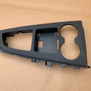 Ornament consola centrala Audi A4 B9 8W1864261 8W1 864 261 - Dezmembrari Auto