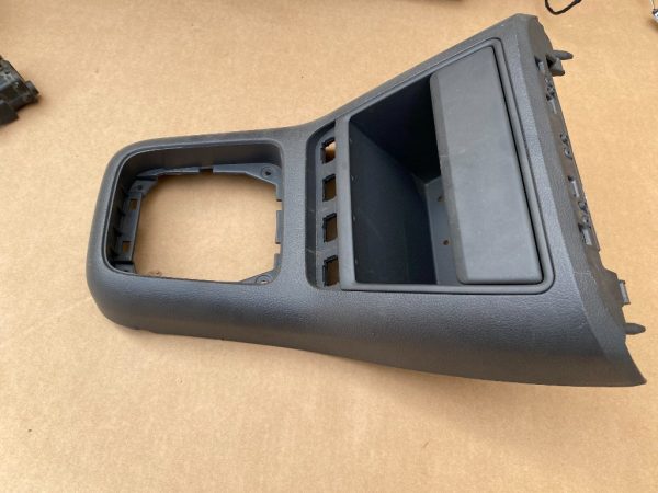Ornament consola centrala VW Golf 5 plus 5M1863476C 5M1 863 476 C - Dezmembrari Auto