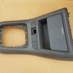 Ornament consola centrala VW Golf 5 plus + 5M1857961E 5M1 857 961 E - Dezmembrari Auto