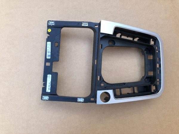Ornament consola centrala VW Passat B8 3G1864263 3G1 864 263 - Dezmembrari Auto