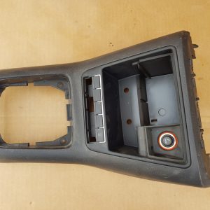 Ornament consola centrala VW Tiguan 2010 5M1863487B 5M1 863 487 B - Dezmembrari Auto