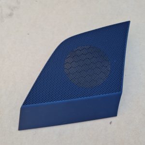 Ornament difuzor stanga plansa bord Audi Q8 2019 4M0857227 4M0 857 227 - Dezmembrari Auto
