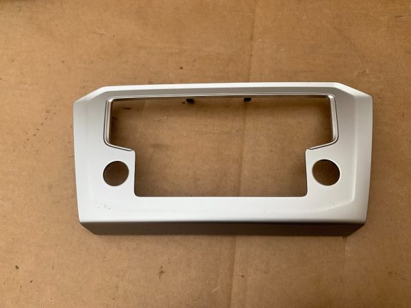 Ornament display navigatie mica VW Passat B8 3G0819475A 3G0 819 475 A - Dezmembrari Auto