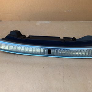 Ornament cromat fusta portbagaj Audi E-Tron 2021 4KE863471 4KE 863 471 - Dezmembrari Auto