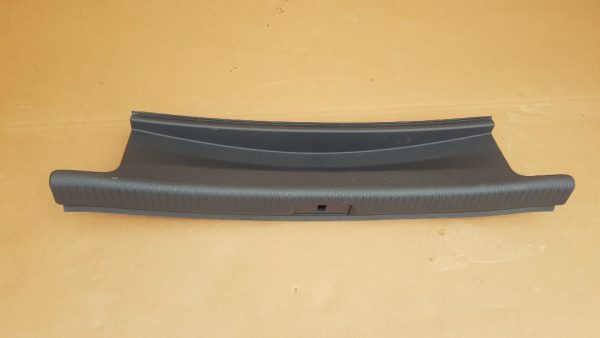 Ornament fusta VW Golf 7 hatchback 5G6863459K 5G6 863 459 K - Dezmembrari Auto