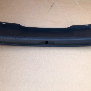 Ornament fusta VW Passat B8 limuzina 3G5863459A 3G5 863 459 A - Dezmembrari Auto