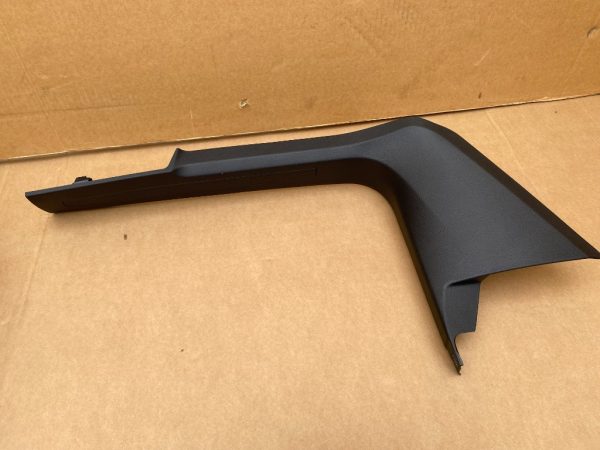 Ornament interior dreapta VW Caddy Ford Tourneo Connect 2023 2K8863484A 2K8 863 484 A la 0 km - Dezmembrari Auto
