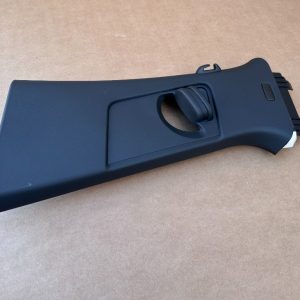 Ornament interior negru stalp centura stanga VW ID4 ID.4 2023 11A867243D 11A 867 243 D la 0 km - Dezmembrari Auto