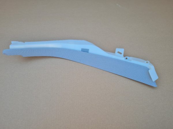 Ornament interior spate Audi Q8 2019 4M8880756 4M8 880 756 - Dezmembrari Auto