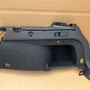 Ornament lateral dreapta portbagaj VW Passat B8.5 din 2023 la 0 km 3G9867428N 3G9 867 428 N - Dezmembrari Auto