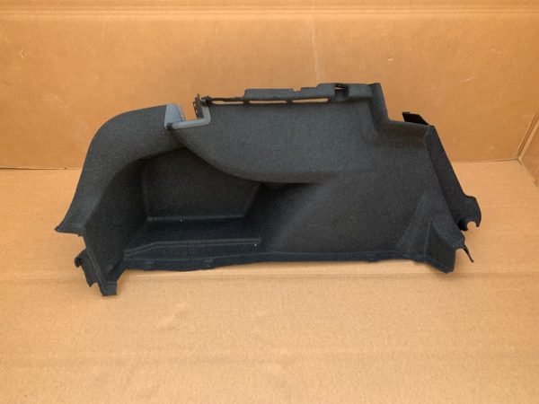 Ornament lateral portbagaj stanga VW Passat B8 limuzina magotan 3GD867427 3GD 867 427 - Dezmembrari Auto