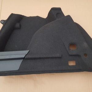 Ornament lateral stanga portbagaj VW Golf 7 5G6867427H 5G6 867 427 H - Dezmembrari Auto