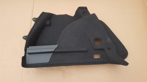 Ornament lateral stanga portbagaj VW Golf 7 5G6867427H 5G6 867 427 H - Dezmembrari Auto