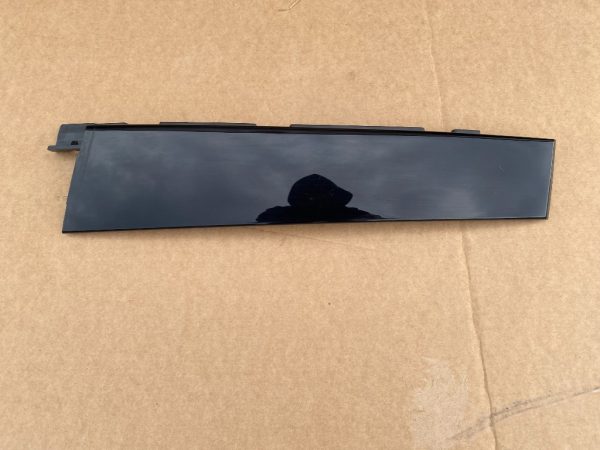 Ornament negru lucios usa dreapta spate Ford Mondeo MK5 2018 ES73-F254A40 - Dezmembrari Auto