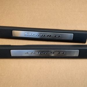 Ornament / ornamente Ford Mondeo Mk5 2018 DS73-F13201 DS73-F13200 - Dezmembrari Auto