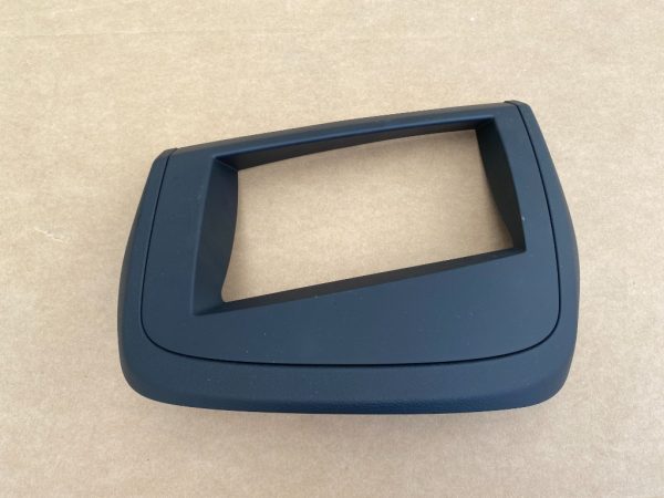 Ornament plansa bord Audi A6 C7 2016 4G1857161 4G1 857 161 la 0 km - Dezmembrari Auto