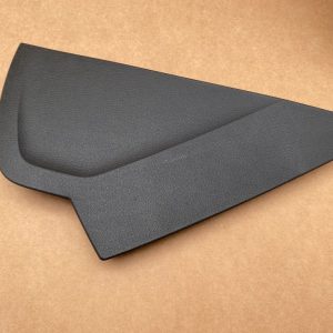 Ornament plansa bord dreapta VW ID4 ID.4 11C858218 11C 858 218 volan dreapta - Dezmembrari Auto