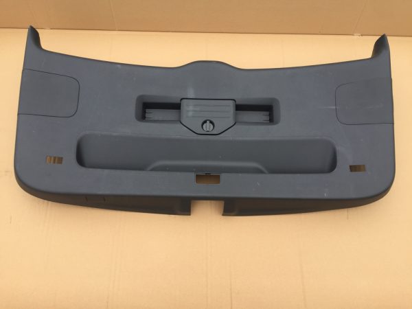 Ornament plastic haion Seat Alhambra 2 VW Sharan 7n 7N0867601C 7N0 867 601 C - Dezmembrari Auto