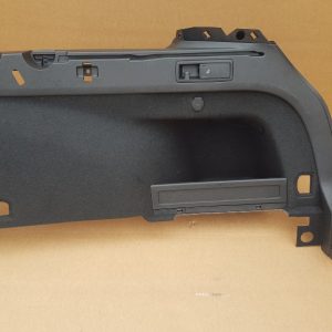 Ornament portbagaj lateral dreapta VW Passat B8 variant 3G9867428N 3G9 867 428 N - Dezmembrari Auto