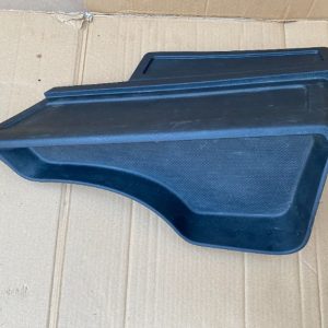 Capac baterie portbagaj VW Passat B8 combi 3G9868865 3G9 868 865 - Dezmembrari Auto
