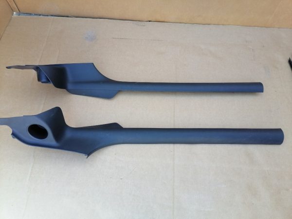 Ornament prag dreapta Audi A3 8V 2 usi 8V3853906A 8V3 853 906 A - Dezmembrari Auto