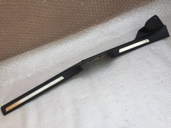 Ornament prag interior VW Passat B8 combi 3G0 853 371 E 3G0853371 - Dezmembrari Auto