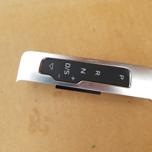 Ornament schimbator viteze automat Audi A3 8V 8V1713463 8V1 713 463 - Dezmembrari Auto