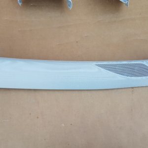 Ornament stalp parbriz dreapta VW Golf 7 5G0867234P 5G0 867 234 P - Dezmembrari Auto