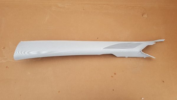 Ornament stalp parbriz stanga VW Golf 7 5G0867233R 5G0 867 233 R - Dezmembrari Auto