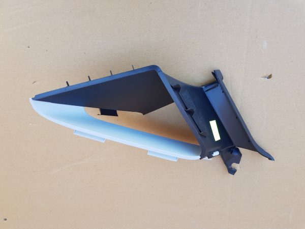 Ornament stalp stanga VW Golf 7 5G0868144 5G0 868 144 - Dezmembrari Auto