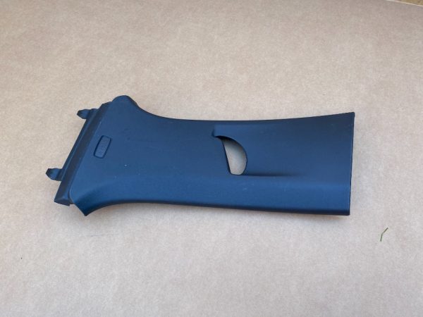 Ornament stalp stanga VW ID3 ID.3 10A867243A 10A 867 243 A - Dezmembrari Auto