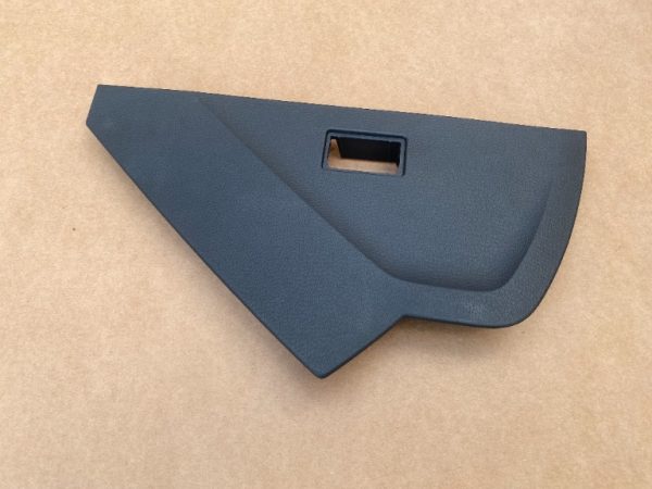 Ornament stanga plansa bord VW ID4 ID.4 2023 11C858217 11C 858 217 volan dreapta - Dezmembrari Auto