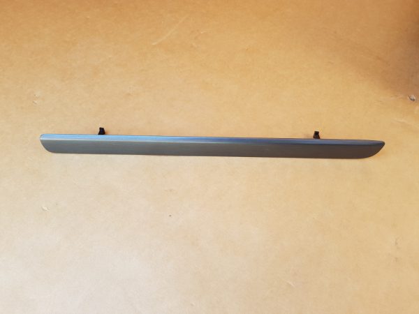 Ornament trim bord VW Golf 7 5G1858418B 5G1 858 418 B - Dezmembrari Auto
