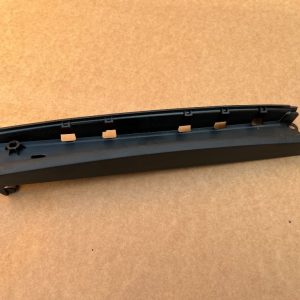 Ornament usa stanga spate BMW G11 G12 M 760 LXiA seria 7 din 2017 51357377311 - Dezmembrari Auto