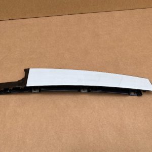 Ornament usa stanga spate VW Passat B8 facelift 2022 3G0839901T 3G0 839 901 T la 0 km - Dezmembrari Auto